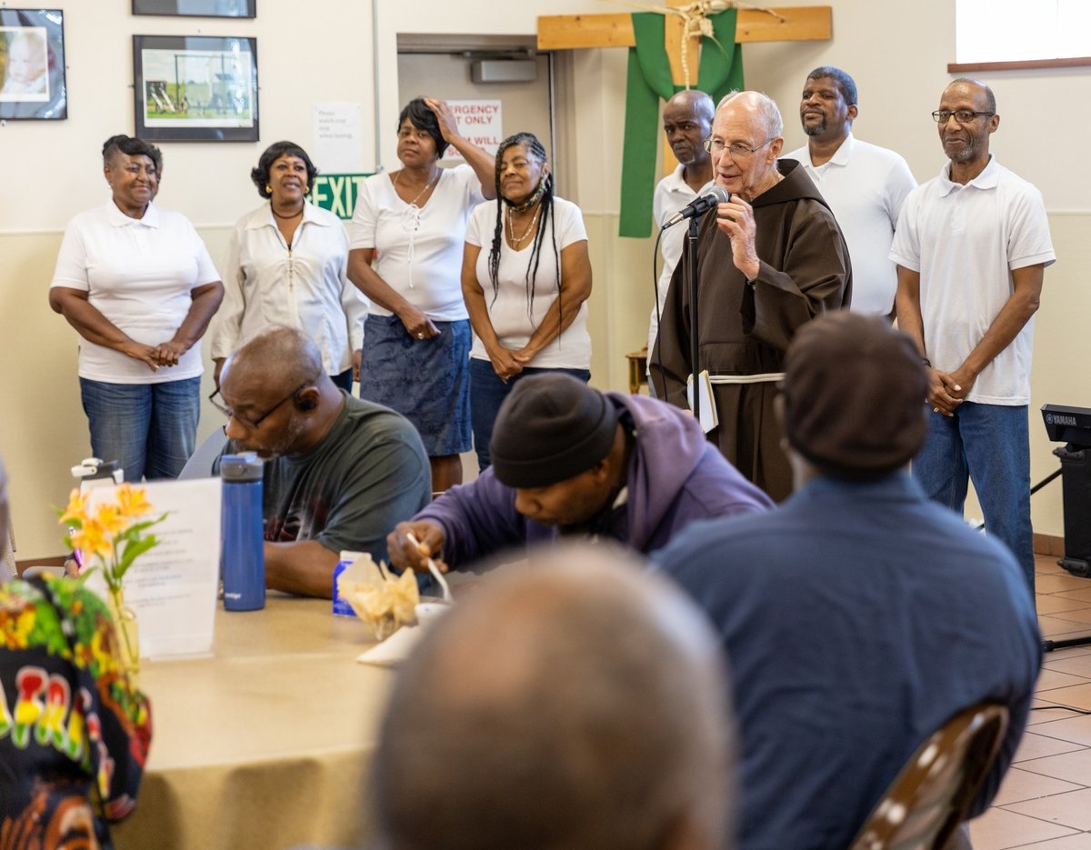 Finding God in everyone: <a href="/CapSoupKitchen/">Capuchin Soup Kitchen</a>'s Bro. Malloy retires after 21 years

Read more: detroitcatholic.com/news/finding-g…