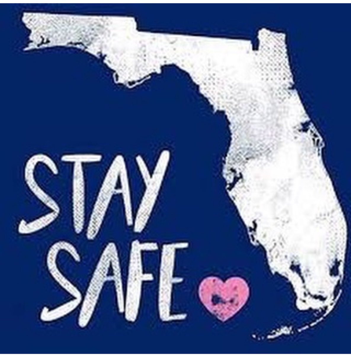 FarrahEstrella's tweet photo. Stay safe my friends! #hurricaneian https://t.co/3Y8hyC6sxY