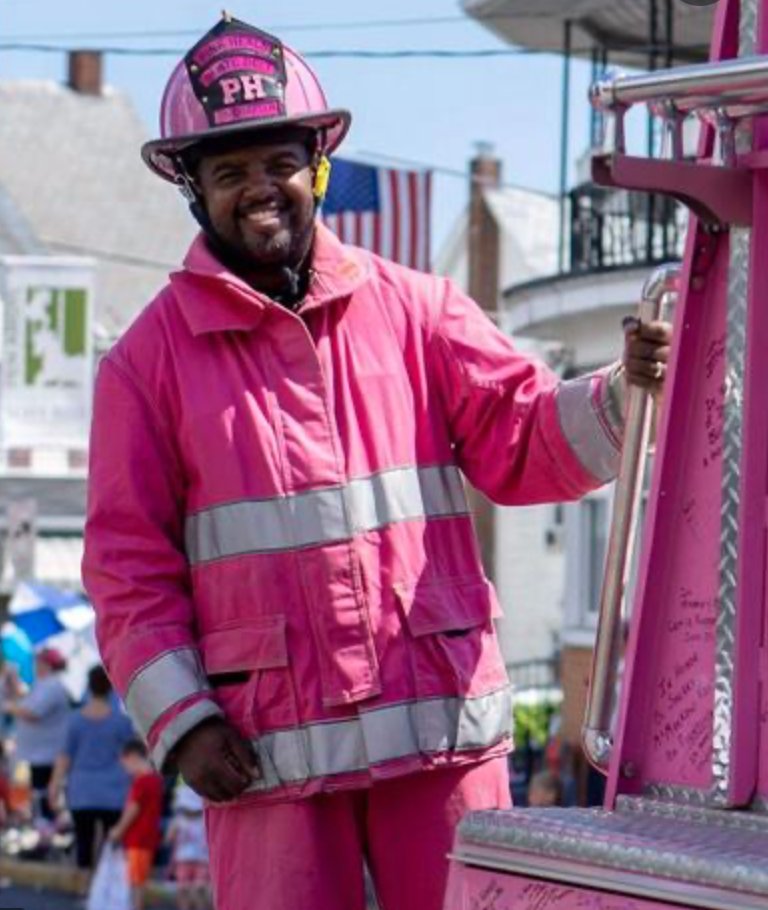 "I don’t think people understand the importance of symptomatic relief. I can't function when I can't think straight. Non-motor symptoms are important &amp; don’t get enough attention. Are crippling to some people.” Eric Aquino <a href="/TremblingEMT/">Trembling EMT</a> #parkinsons #YOPD