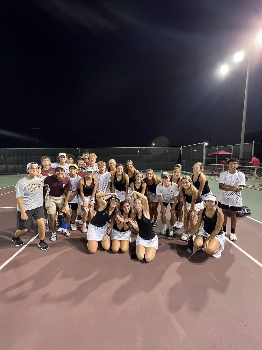 DPISD_Tennis's tweet image. The varsity team defeats Channelview 19-0.  Our next match is on Friday 9/30 at Sam Rayburn.  Go Deer!  @Coachtheim @CoachLadner13 @DPISD_South @dpisdathletics