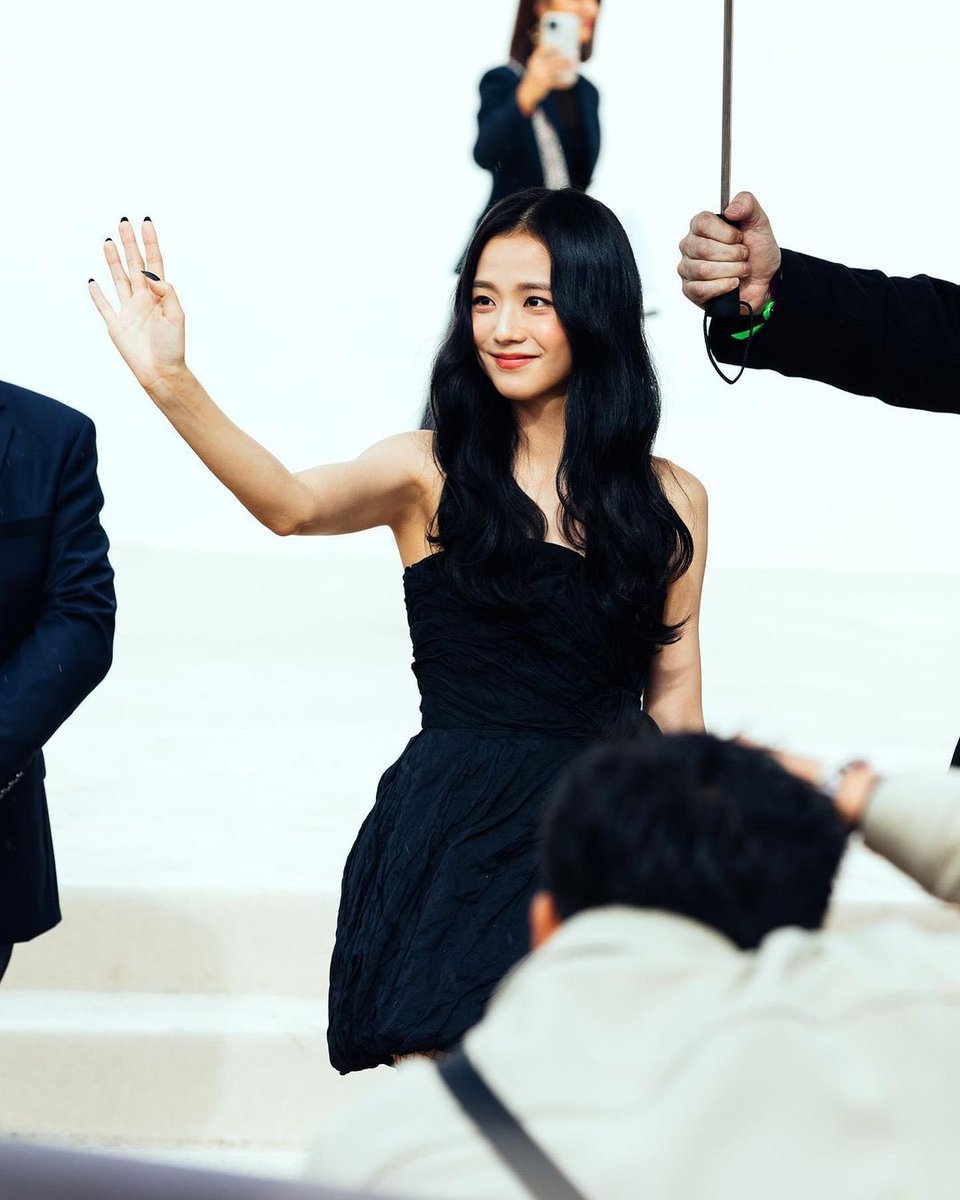 press0103's tweet photo. 220927 DIOR SS23 RTW SHOW (30)

#JISOOxDiorPFW #DiorSS23 @Dior
#지수   #JISOO   #블랙핑크   #BLACKPINK   @BLACKPINK https://t.co/j7q49ot0DO