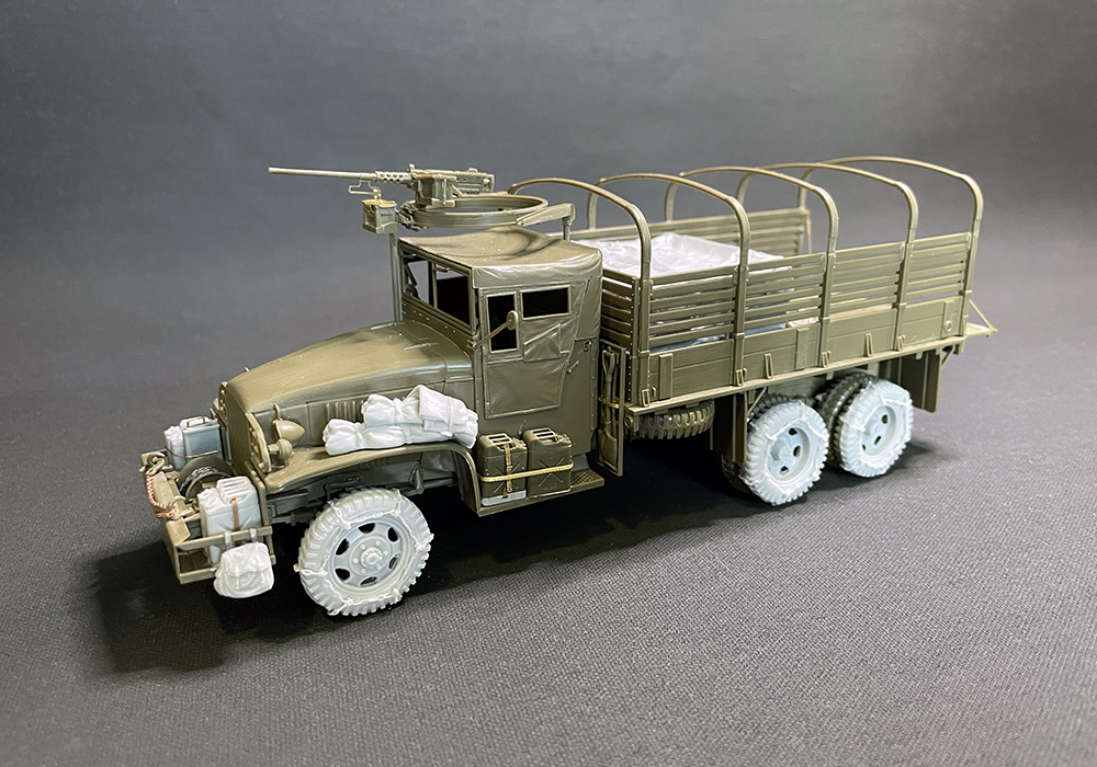 godspeeeeeeeed's tweet photo. タミヤのGMC CCKWトラック、ホイールを付けて荷物を載せて組立完了です。

#gmccckw #tamiya https://t.co/T4OauzNUBt