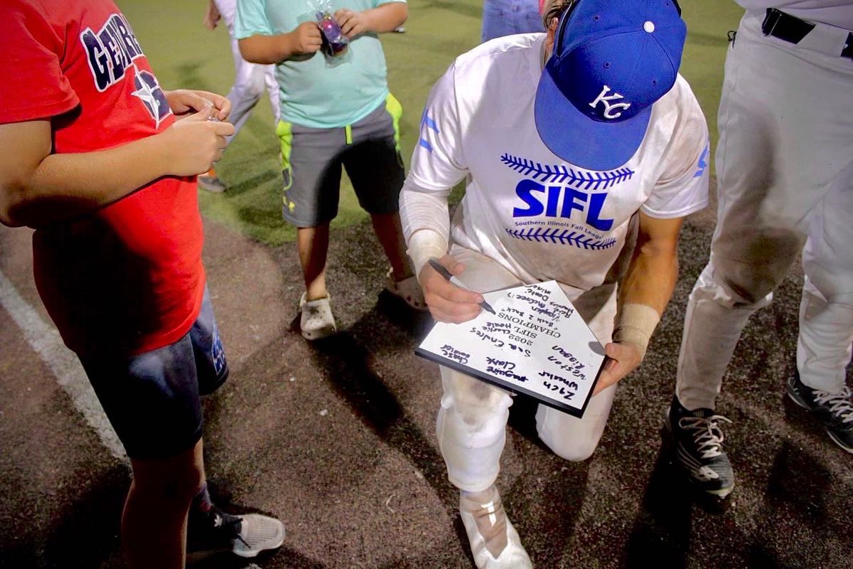 Aaron Sanders tweet media