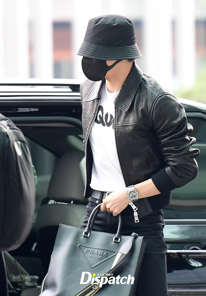 NeoMomentZone's tweet photo. [220928] @NCTsmtown_DREAM 
#제노 #JENO

at Incheon Airport heading to Indonesia   

#NCT #NCTDREAM  #NMZ_NCTDREAM https://t.co/DxRR0FXKCv