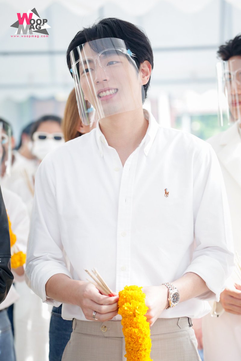 woopmag's tweet photo. พิธีบวงสรวงภาพยนตร์ "หุ่นพยนต์" ทึ่ได้นักแสดงวัยรุ่นยอดนิยม มารับบทนำ
"ภูวิน -ภูวินทร์" รับบท "ธาม" , 
"อัพ-ภูมิพัฒน์" รับบท "เต๊ะ" , 
"นิก-คุณาธิป" รับบท "เจษ"

#หุ่นพยนต์
#phuwintang
#uppoompat
#นิกคุณาธิป https://t.co/Q2bDE5OUOo