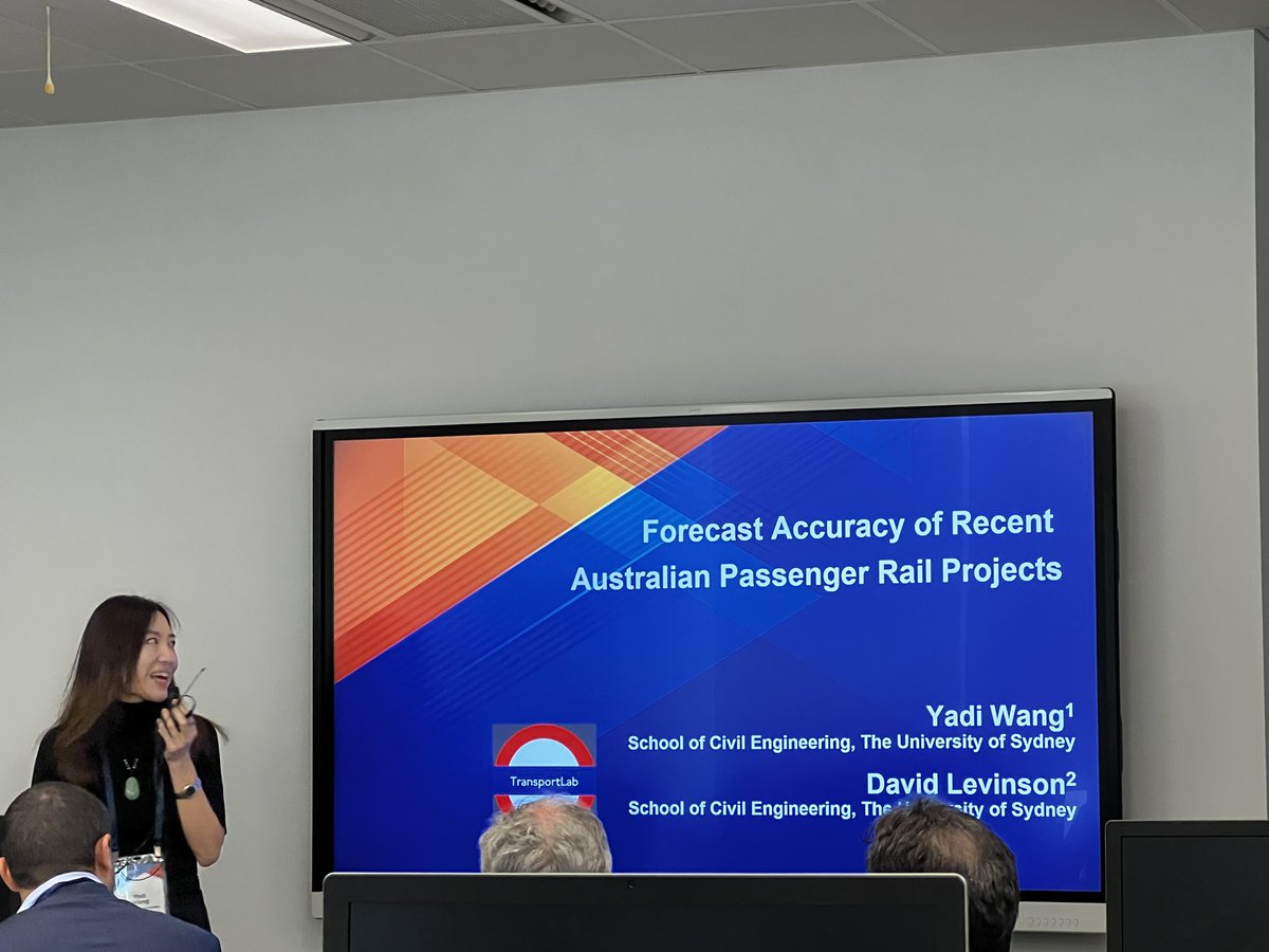 TransLab_Sydney's tweet image. Yadi Wang talking about Forecast Accuracy of Australian Passenger Rail Projects, at #ATRF2022