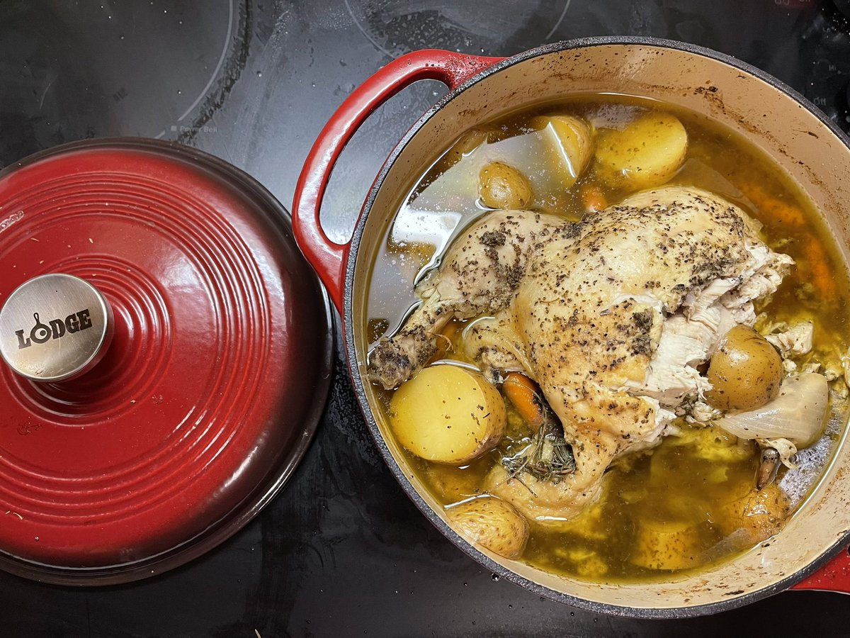 OTD_Colonel's tweet image. Big Peach Group Run tonight and came home to this beauty My wife sure is a heckuva better cook than I am. Holy moly, that was some juicy chicken! #lodgecastiron #castironcooking