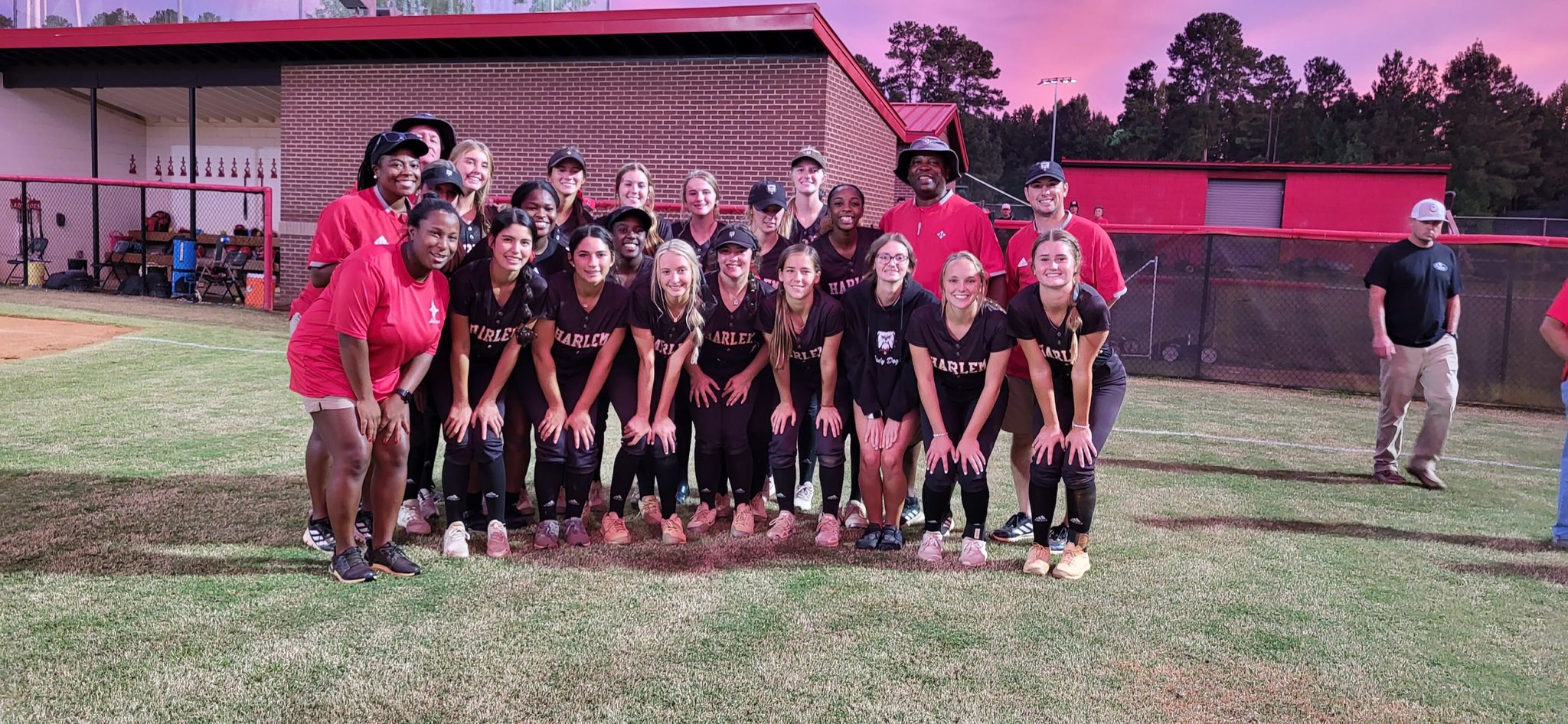 Harlem Bulldogs Football (HarlemFootball) / Twitter