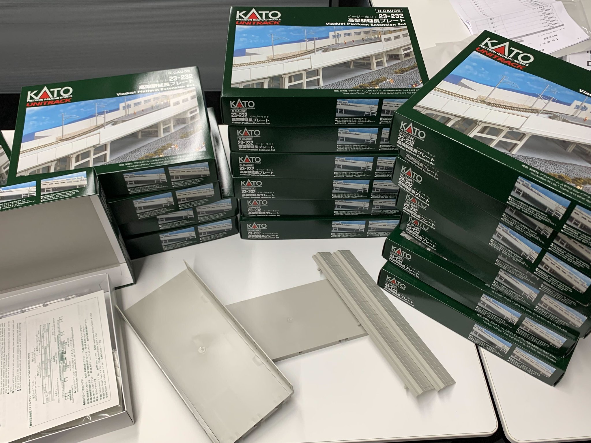 (未使用･未開封品)　KATO Nゲージ 高架駅延長プレート 23-232 鉄道模型用品 lok26k6 高架駅延長プレート | KATO(カトー) 23-232 鉄道模型 Nゲージ 通販