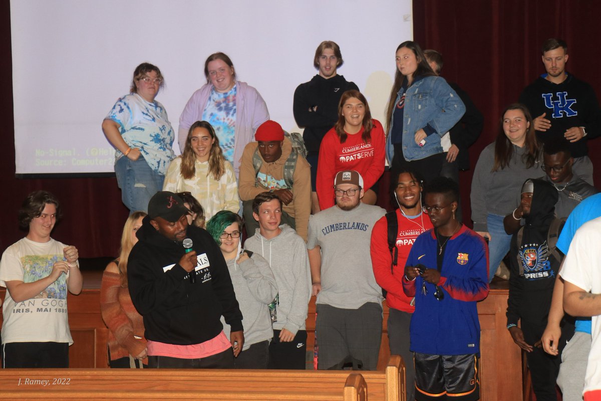 jramey6's tweet image. Homecoming Week-Tuesday:  storyteller @Odd_Rod @UCumberlands @CumberlandsAlum @UC_CAB @time4lib2fly