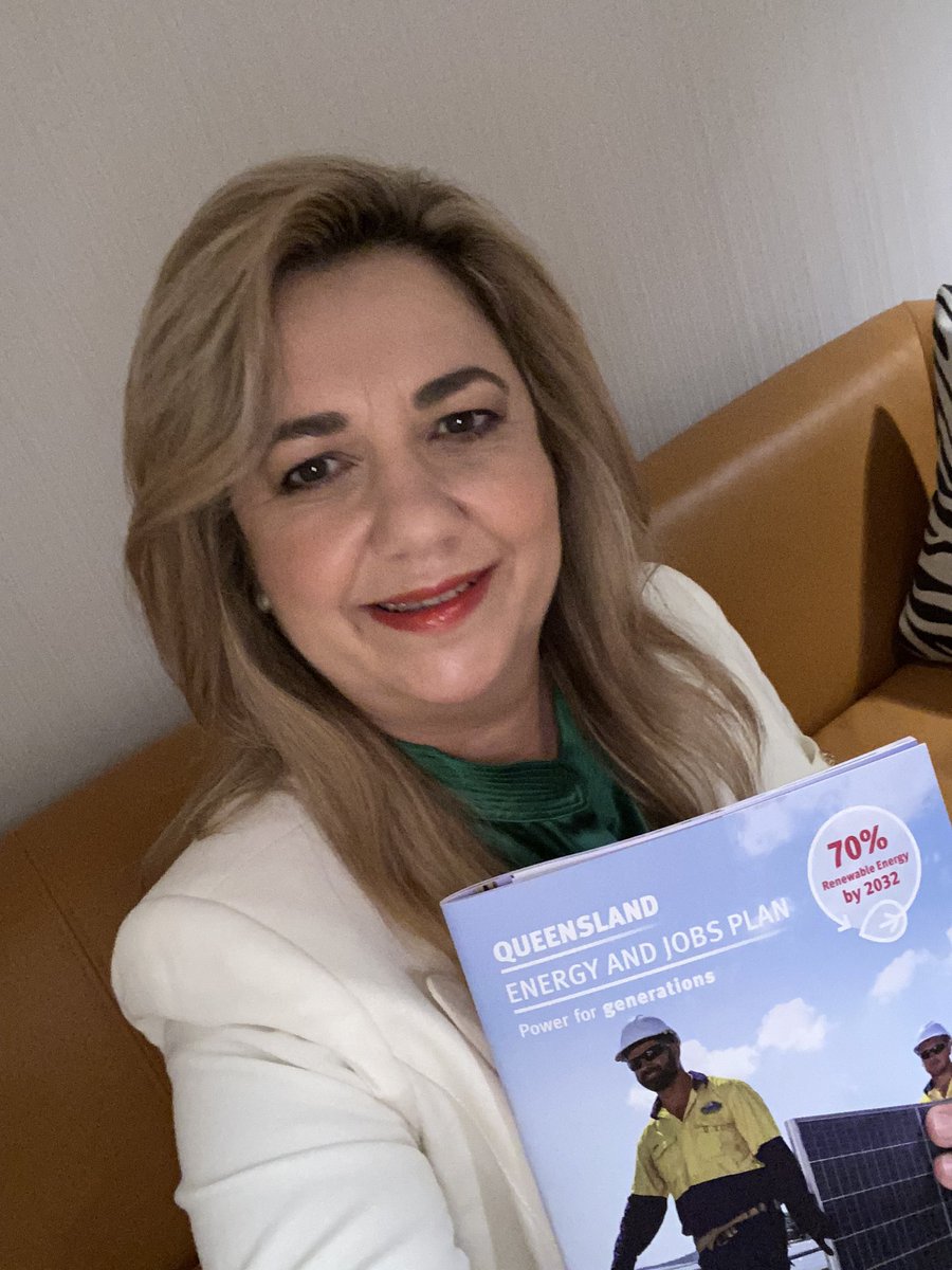 a_palaszczuk's tweet photo. About to reveal Queensland’s Energy and Jobs Plan at @ceda_news. My favourite part: 95% of this investment will be in regional Queensland. #qldjobs #bts #selfie https://t.co/0PjXTfHjl9