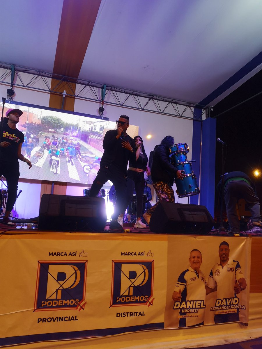 DavidAlcald2023's tweet photo. Ahora @Yeikerysugozadera en el escenario.

#DavidFernandezDavila #Barranco #Sipodemos https://t.co/ntsdGN7D3R