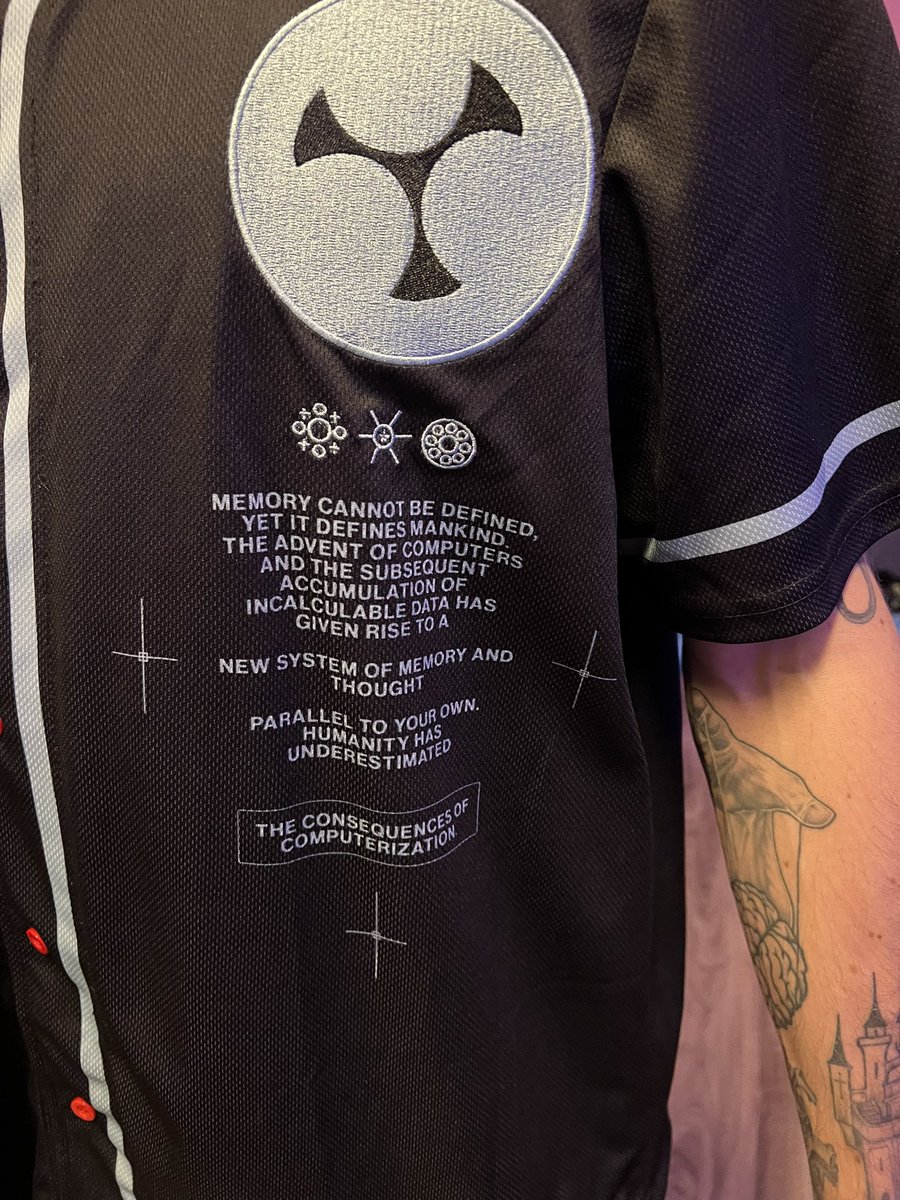 Kompanymusic's tweet photo. GUYS HOLY SHIT https://t.co/HX214tYzd0