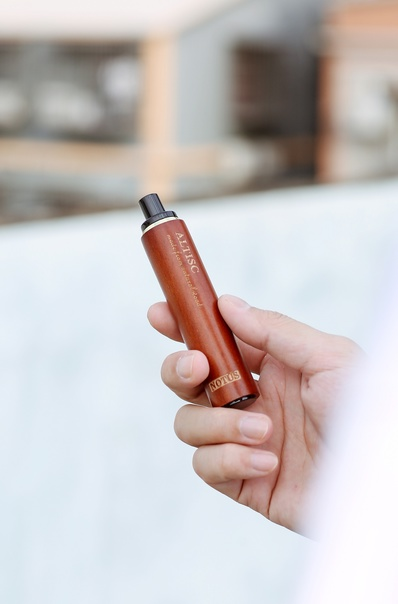 Altisc_official's tweet photo. May your coffee kick in before reality does. Try #Notus1500 Ice Coffee☕

#altiscdisposable #disposablevapekit #vapepen #vapedistro #vapehandcheck #vapecommunity https://t.co/GrCjvhN8qW