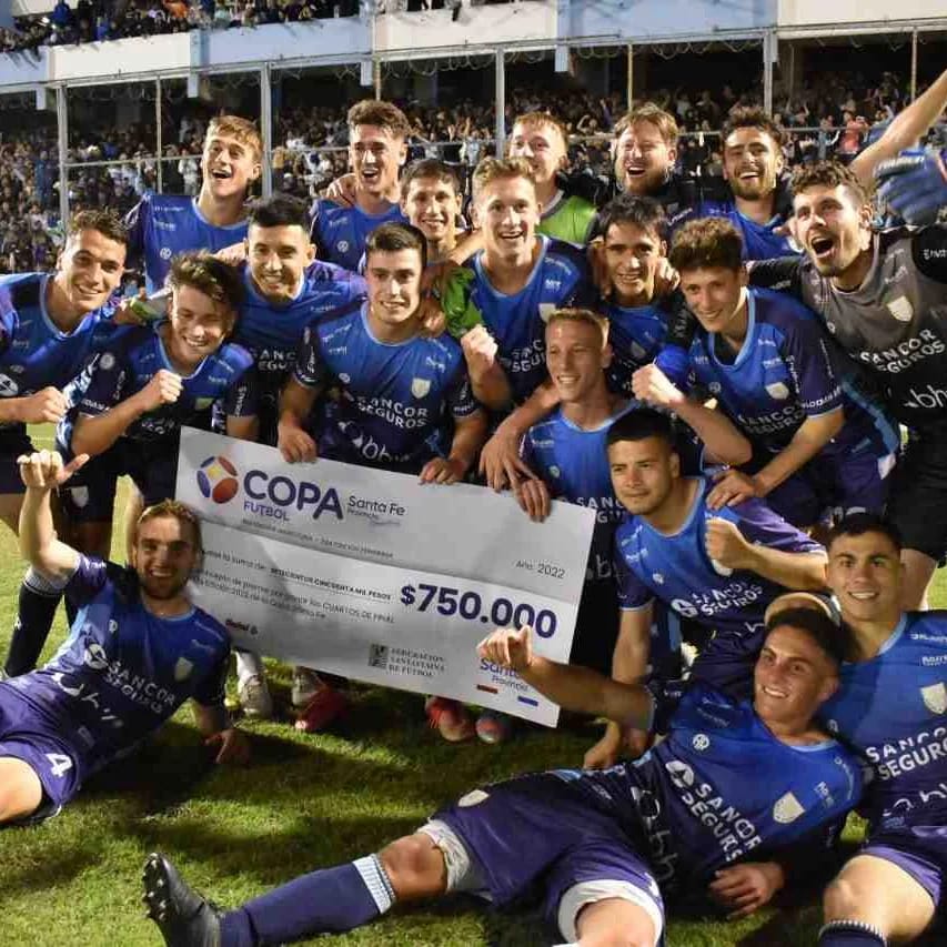 Lautaro_pelle's tweet photo. #CopaSantaFe
Una vez más el corazón de los pibes, el aliento de la gente, el buen aporte de los profesionales y la personalidad de Gino Albertengo.
#AtleticoRafaela eliminó a #Colón
Ahora, se viene algo HISTÓRICO... https://t.co/MECw2Y4eJE