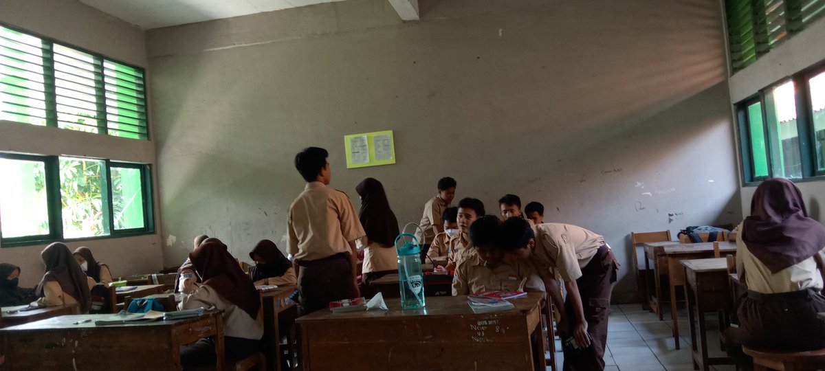 ballistic_fury's tweet photo. up class https://t.co/KxBFJ7edBF