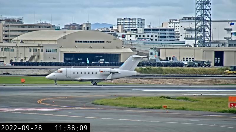4iuv3KDdMn1YDx5's tweet photo. バンコクよりプライベート機？
飛来してます
国際線いつものとこ���に駐機しています
#くまくまくまチャンネル
#福岡空港ライブカメラ
#福岡のカメラさん日記
#福岡空港
#bombardierchallenger604
#DAFAG https://t.co/A07vSpyVmM