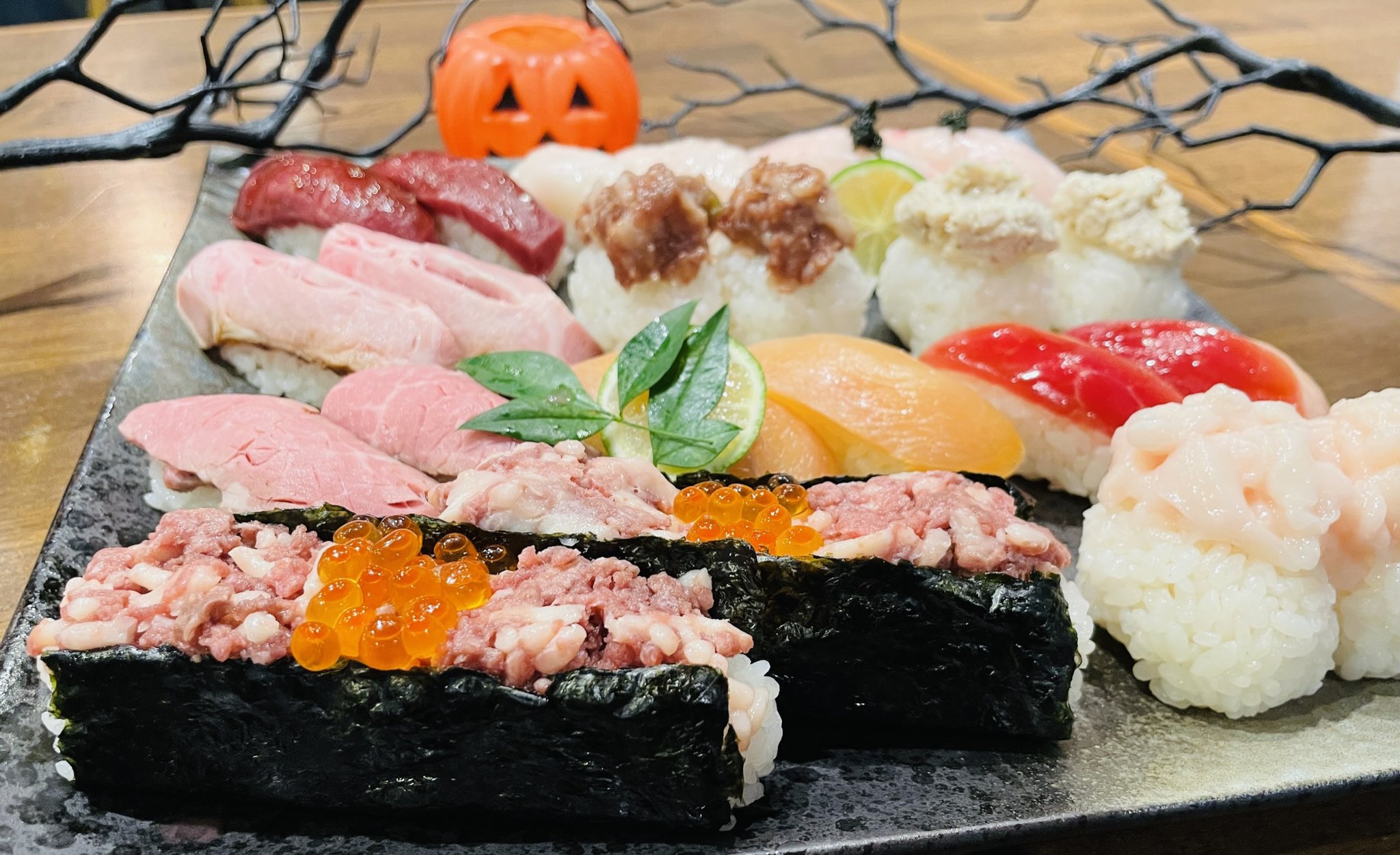 肉寿司さん専用 0秒レモンサワー×肉寿司】待望のコラボ新業態が2023年10月6日(金
