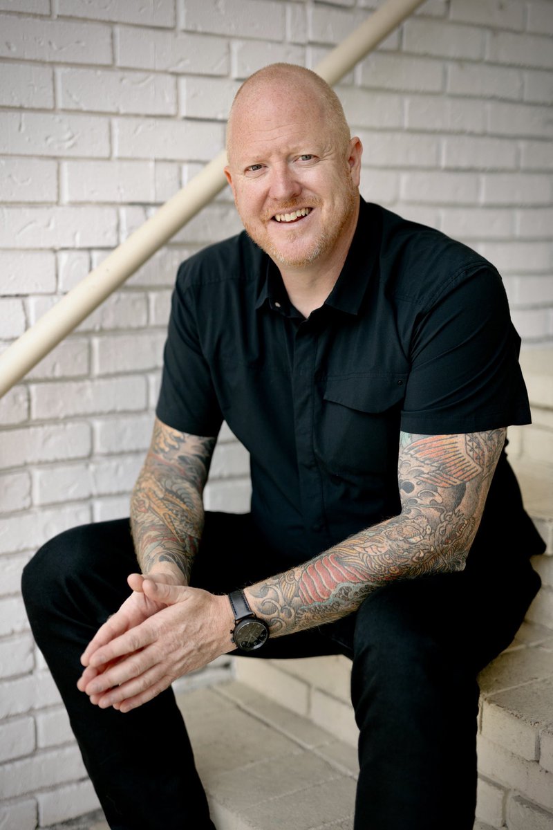 Nikolas Badminton tweet media