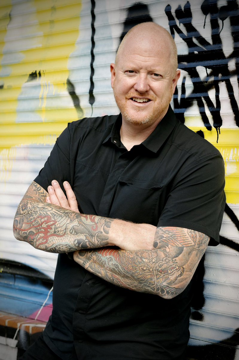 Nikolas Badminton tweet media