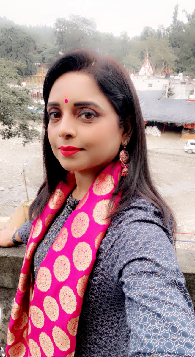 menka_chaudhary's tweet image. माँ शाकुंभरी के दरबार से जय माता दी 
🌺🙏🙏🌺

#JaiMataDi #JaiMaaDurge #माँ