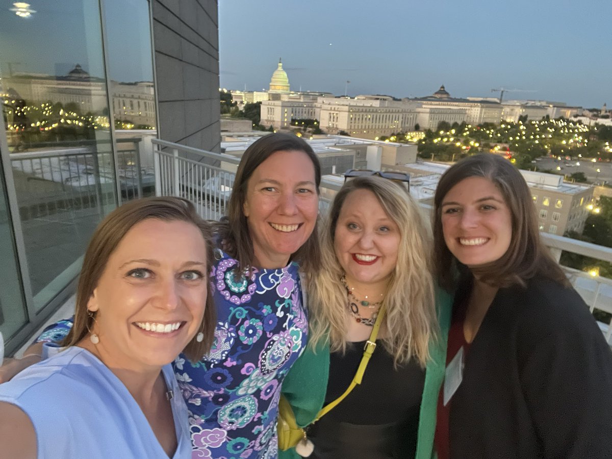 TY <a href="/bread4theworld/">Bread for the World</a> <a href="/MAZONusa/">MAZON</a> <a href="/IslamicRelief/">Islamic Relief USA</a> for hosting a reception on the eve of the historic #WHConfHungerHealth! Seeing many anti-hunger advocates, I’m even more excited for tomorrow, hopeful for the future &amp; ready to work and do what it takes to end hunger once and for all.