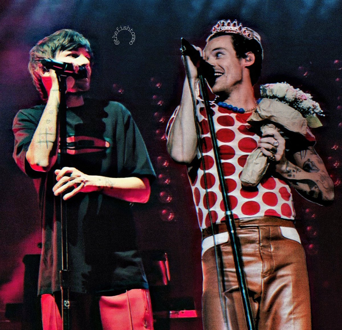 aGUTSgirl's tweet photo. HAPPY SEPTEMBER 28 💙💚 #happylarryday 🥳 #LARRYDAY Happy anniversary for my #Larents!!! https://t.co/zEJGlsLT9D