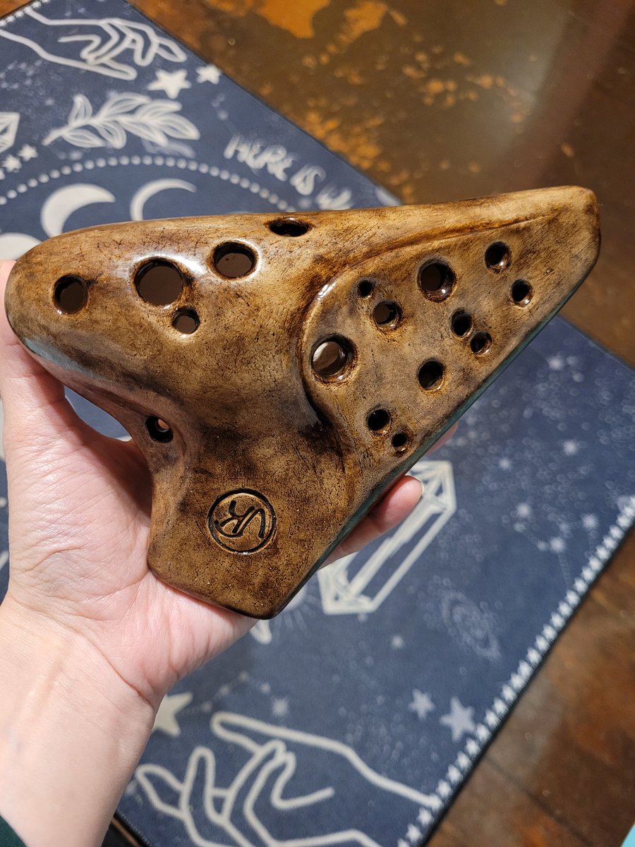 firamiel's tweet photo. My double chamber ocarina arrived the other day, woooo!!! 
#ocarina #ocarinas https://t.co/L4IE4mRuB8