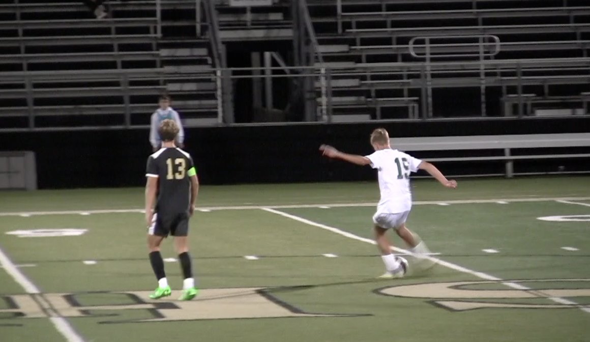 SHG Picks Up Senior Night Win Over U-High channel1450.com/2022/09/27/shg…