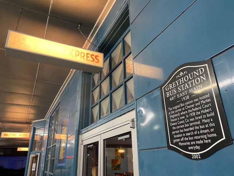 MIShouldTalk's tweet photo. This is now a fancy restaurant in Jackson, TN. After WWII it was my family’s business. Here’s my grandad who returned from the war to buy the @GreyhoundBus station and my grandmother who ran the ticket booth! Thanks @EmilyDCrowell for the now picture! https://t.co/u17tbGdEP7