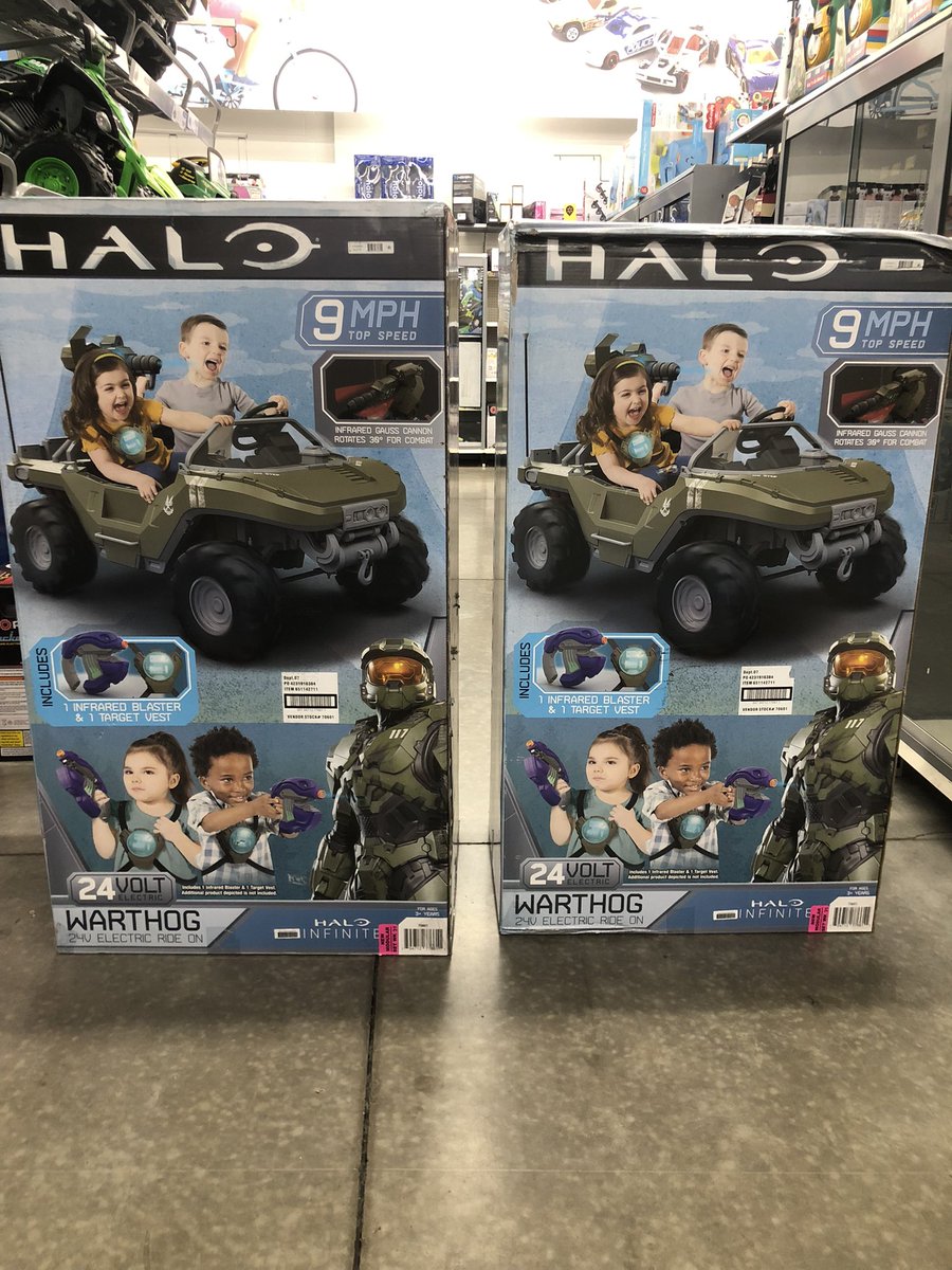 HaloCollector's tweet photo. One to open, one to keep misb 😂 J/k Need two to race! @ScaddoodleLtd @Walmart @halo 24v Warthog! https://t.co/DjPD6ghbrn