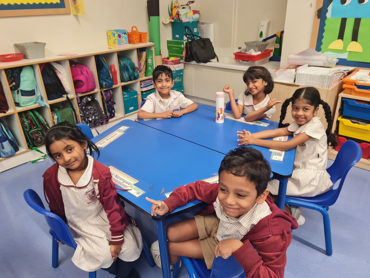 Bushra_b05's tweet photo. A smile 😄is a curve that sets everything straight. #KG2CRespectfulHands because of your smile, you make life more beautiful. Your smile is beautiful 🌈without mask. #SmileMore #SmileWithoutMask @MichelleVerghe1 @gemsnms_alkhail https://t.co/uYvXn8DqWZ