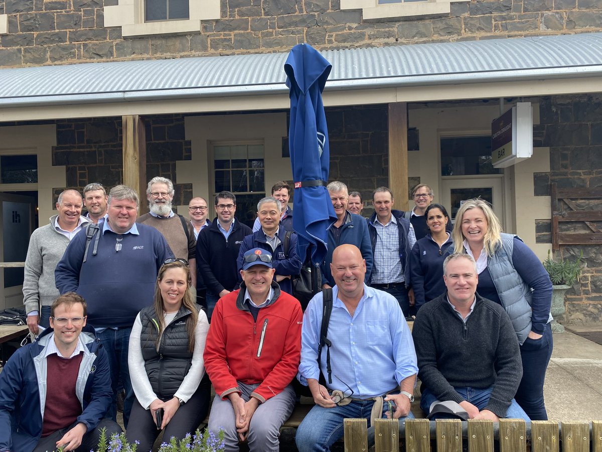 South Eastern Australia Barley Advisory Committee #SEABAC pre harvest meeting and field trip.
The whole of the Australian #barley supply chain from #researchers #breeders #maltsters #brewers #marketing #trade #storage &amp; importantly #graingrowers <a href="/YellowGrain/">Yellow Grain</a> @BarleyAus