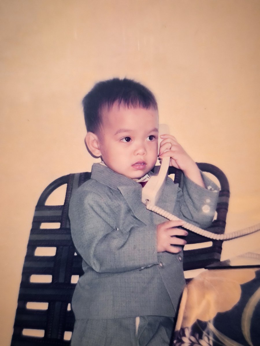 HuynhLam121099's tweet photo. Bé Hyy - 2 chuổi chào cô chú 👋
#P_s Đú trend tiktok mà tình cờ phát hiện tấm hình này cũng tròn 22 năm #28_09_2K https://t.co/Zek1UYdDJa