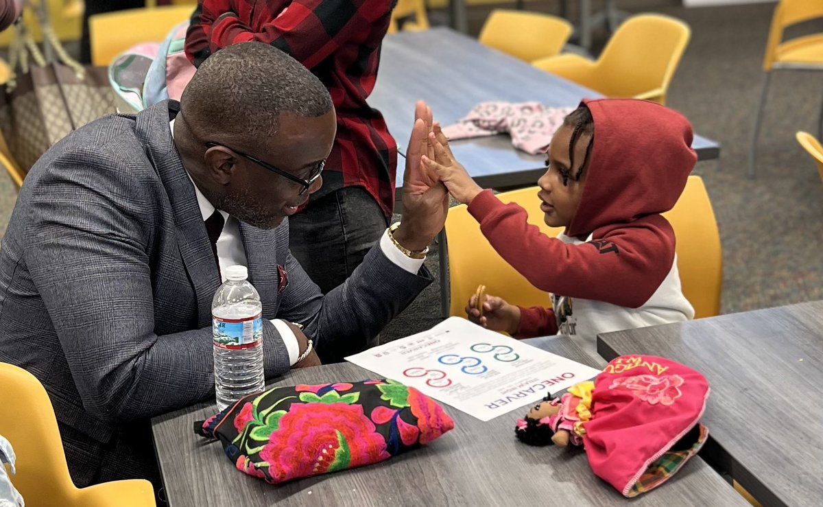 Tommy P. Usher tweet media