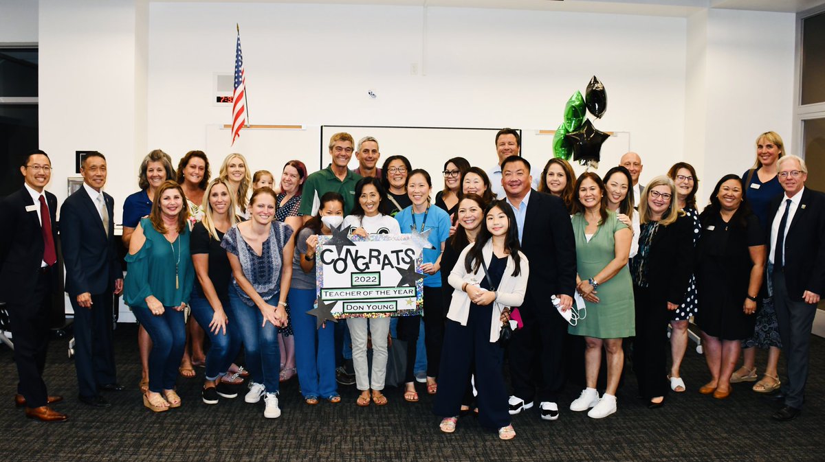 ArcadiaUnified's tweet image. Double the fun &amp;amp; celebration of greatness @ tonight’s Board of Ed meeting as we recognized our @ArcadiaUnified 2022 People of the Year: Classified Employee of the Year Health Services Nurse Linda Ly &amp;amp; Teacher of the Year @FoothillsMS’ Don Young! We can’t say congrats enough! 👏👏