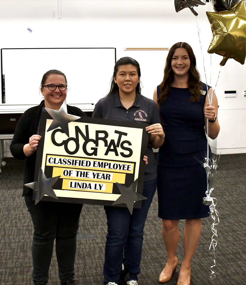 ArcadiaUnified's tweet image. Double the fun &amp;amp; celebration of greatness @ tonight’s Board of Ed meeting as we recognized our @ArcadiaUnified 2022 People of the Year: Classified Employee of the Year Health Services Nurse Linda Ly &amp;amp; Teacher of the Year @FoothillsMS’ Don Young! We can’t say congrats enough! 👏👏