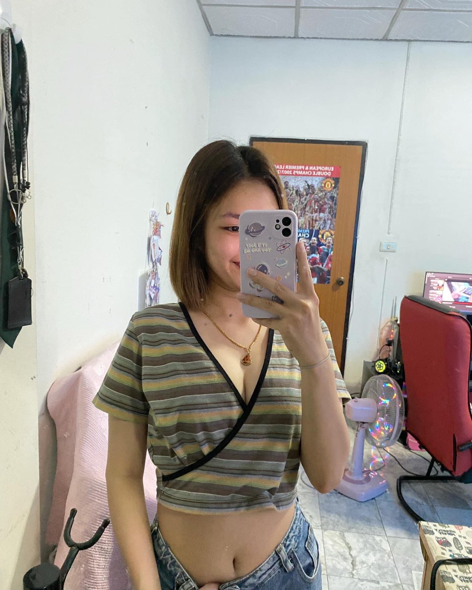 k_dwl's tweet photo. กางเกงที่หลวมในวันนั้น..แน่นทุกตัวในวันนี้ 🐷🐷🐷 https://t.co/n1MvBjLK1J