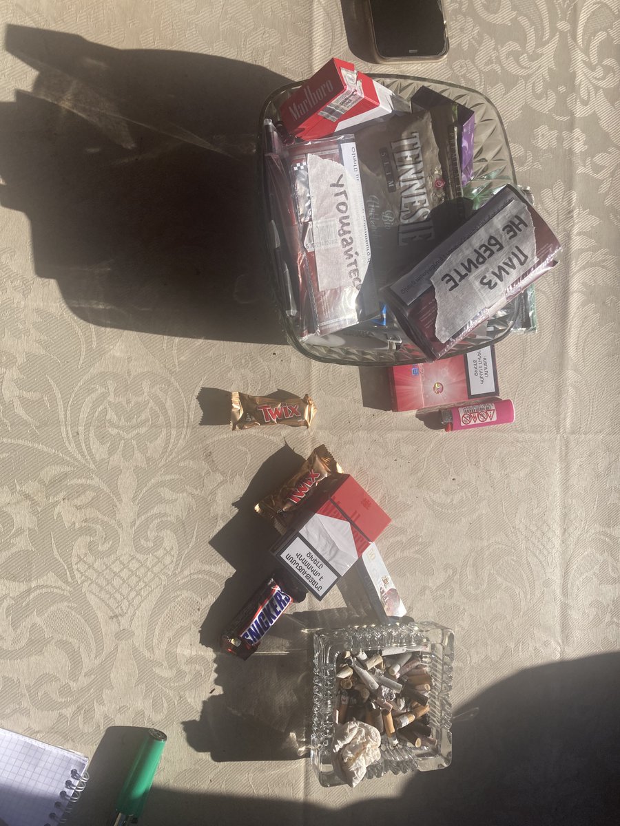 Il y a quelques jours,la mère de Vassili, 31 ans, a reçu 2 lettres de convocation du ministère de la défense russe pour son fils.Ce spécialiste dans le marketing,originaire de la République de Komi (Nord de la Russie),est resté tétanisé. «Je ne savais pas quoi faire»,raconte-t-il