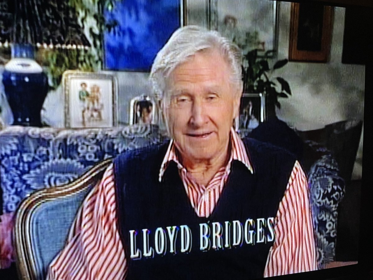 JulianFederle's tweet photo. @gregory_b @dvdnetflix @thedavidcrosby @leonardmaltin …ALSO have to mention that a young Lloyd Bridges (father of The Dude) was tremendous in this, went toe-to-toe with Gary Cooper. Bridges got blacklisted in Hollywood around this time too! https://t.co/5dyVt9M8Oj