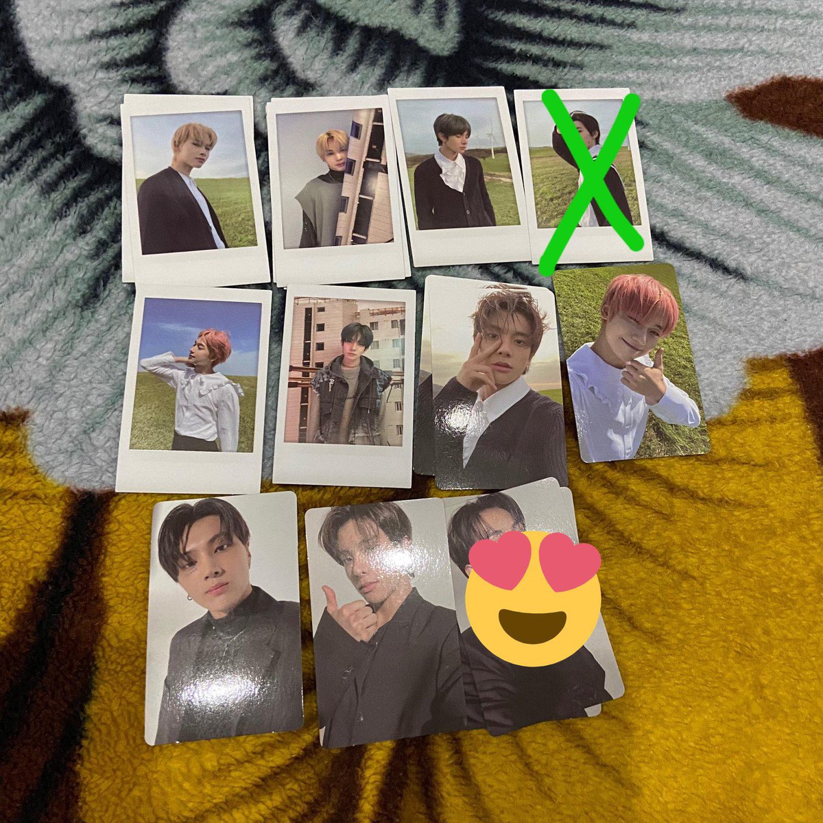 KeiShopPH's tweet photo. wts lfb enhypen ph

- all pcs are onhand! 
- marked means not available/sold.
- 1-2 days reservation only!

t. enhypen enha pc nrpc dilemma answer manifesto pob heesung jungwon jay jake sunghoon niki sunoo ph wtb lfs wtt https://t.co/EIS2jRPxPw