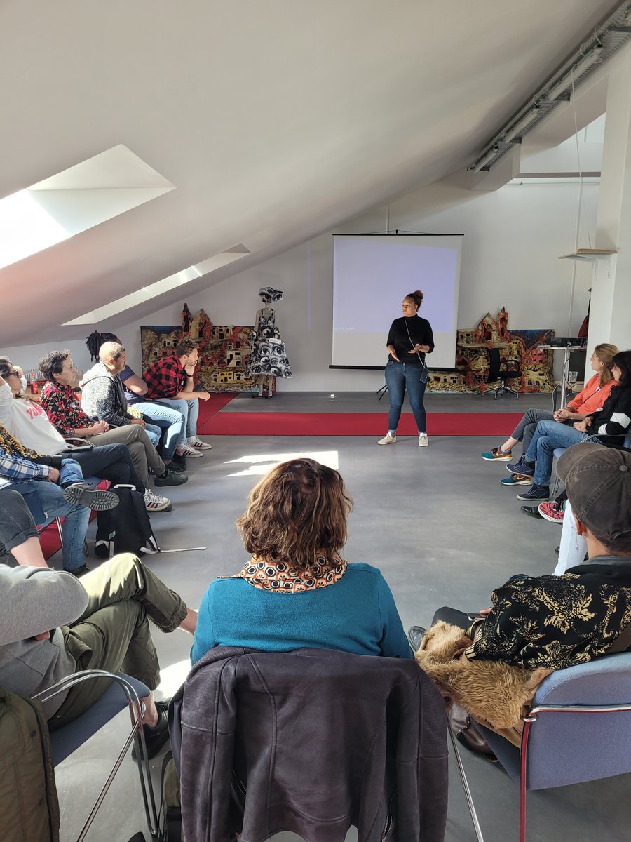 SambaResille's tweet photo. Art against / l'art en contre #2 - du 19 au 25 sept - Après Helsinki, Samba Résille était à Berlin autour des questions d'inclusion. Rencontres et échanges, workshops ....
@ErasmusplusFR @UEFrance @EuropeanCommiss @womex @Karneval_DK @Toulouse #Europe #ErasmusPlus https://t.co/paOTcPANBQ