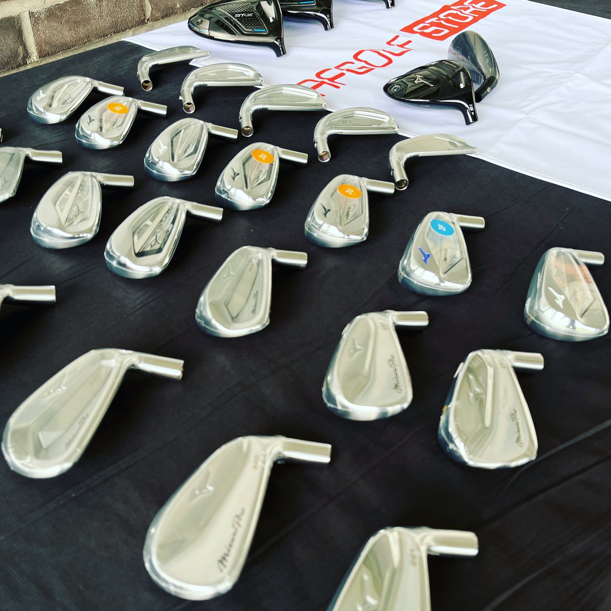 AFGolfStore tweet media