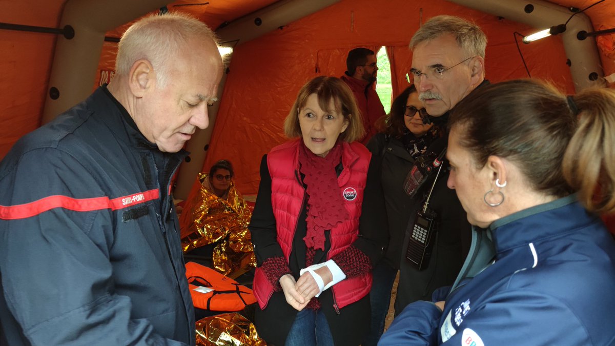 #securitecivile | 🇩🇪🇫🇷Ce matin, un exercice de sécurité civile franco-allemand a été organisé par le <a href="/sdis67/">Service d'incendie et de secours du Bas-Rhin</a> sur le Rhin. 🚒🛥️
De nombreux services et moyens engagés pour une coopération réussie !