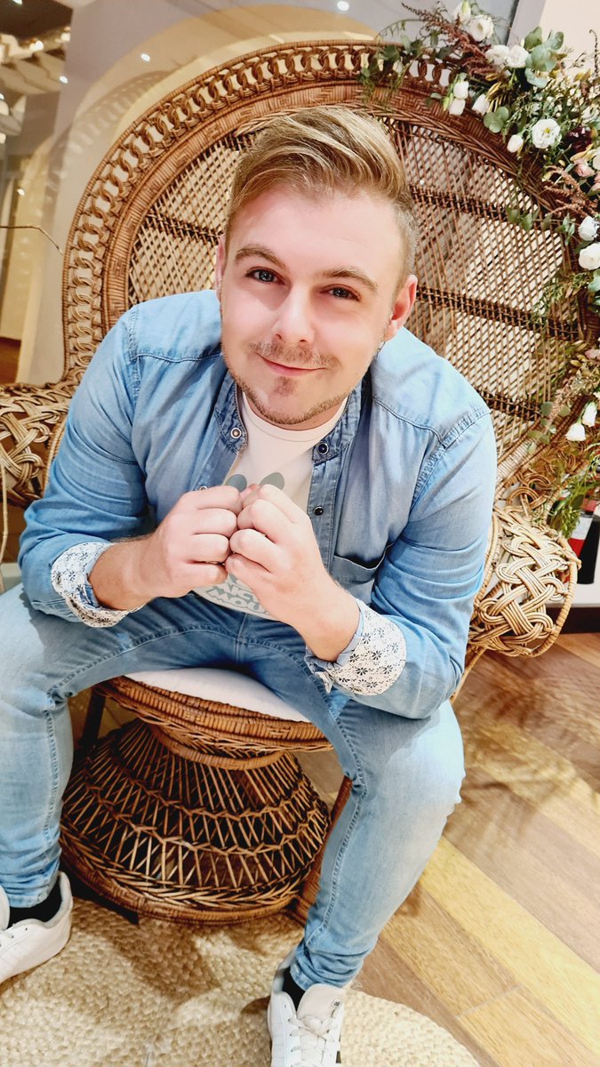 DINERO GRATIS!!🔥🔥

sigue leyendo...

Ahora que tengo vuestra atención quiero deciros que he vuelto a hacer directos, gracias seguidme like suscribe