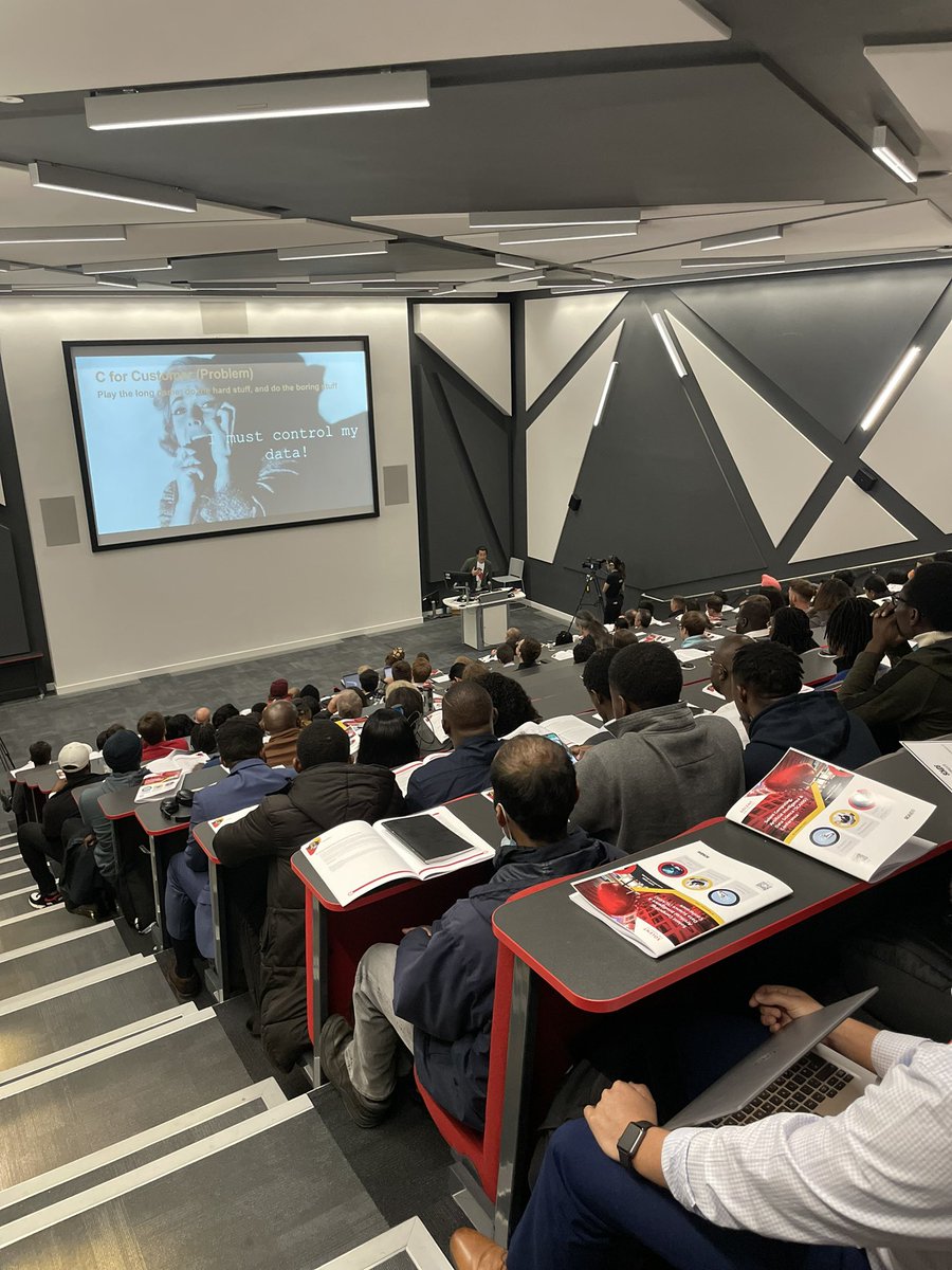 Solent_SCAIDS's tweet photo. Keynote II: AI &amp; IoT; go together like Fish ‘n’ Chips, but, where’s the Big Data Money? - Alex Barter (Founder &amp; Managing Director B4T Group. cc @SolentUni #SCAIDS2022 https://t.co/lxcSzW8dnN