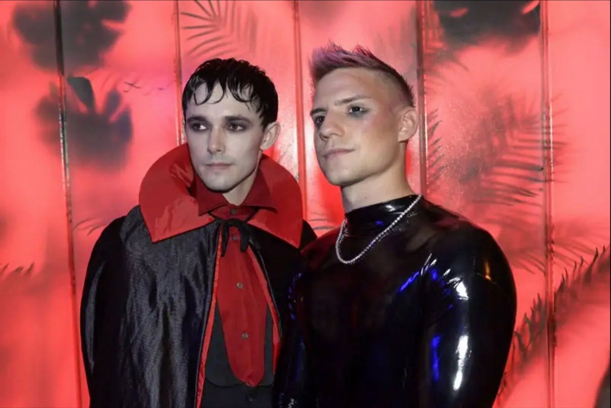 🥀Too Cute to be Straight🎡 on Twitter: 