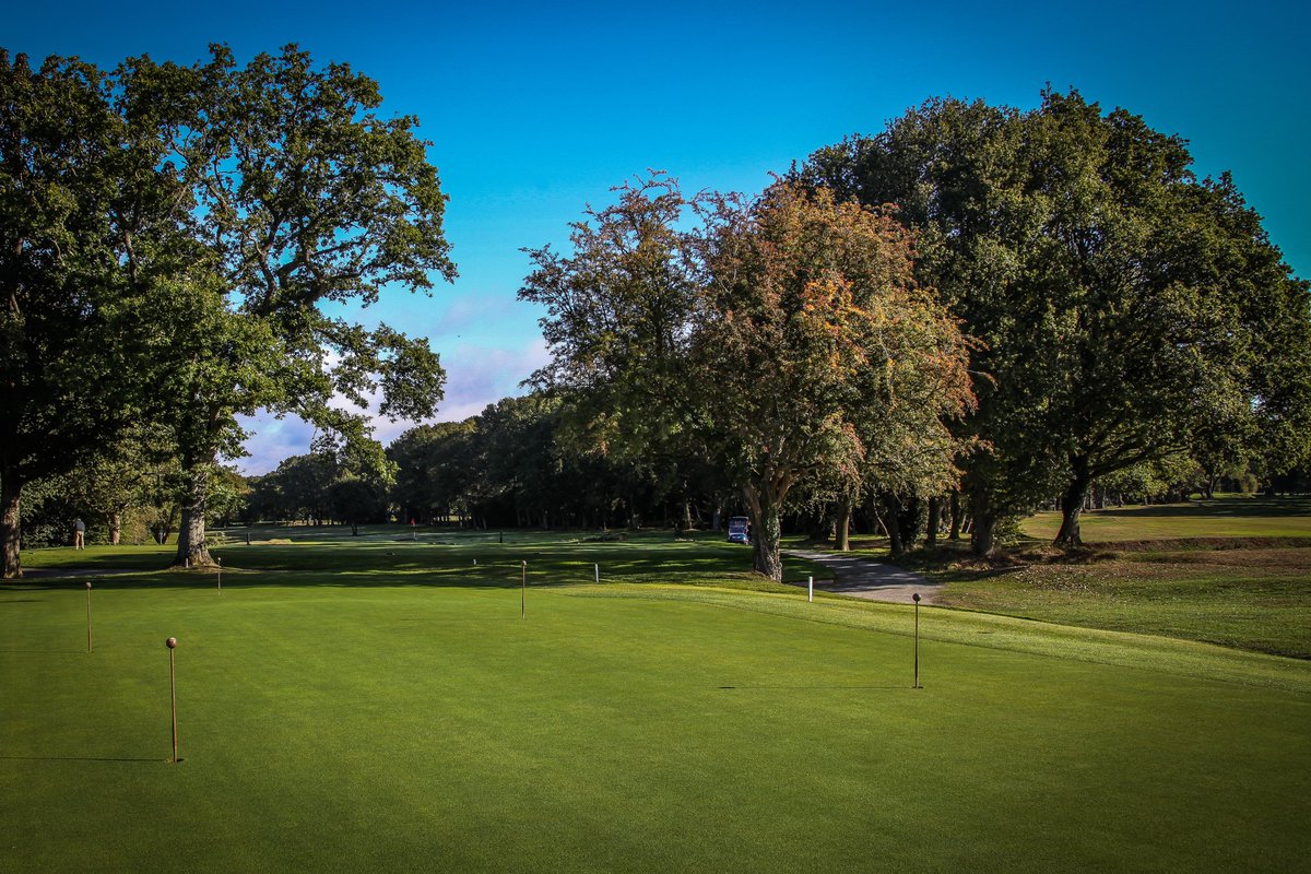 Huntercombe Golf Club (@clubhuntercombe) on Twitter photo Right now the greens at <a href="/ClubHuntercombe/">Huntercombe Golf Club</a> are the best they have ever been. I cant tell you what a pleasure it is to play out there. Add a little autumn sunshine and you have near perfect conditions for a flash around the 'combe. Right now the greens at <a href="/ClubHuntercombe/">Huntercombe Golf Club</a> are the best they have ever been. I cant tell you what a pleasure it is to play out there. Add a little autumn sunshine and you have near perfect conditions for a flash around the 'combe.