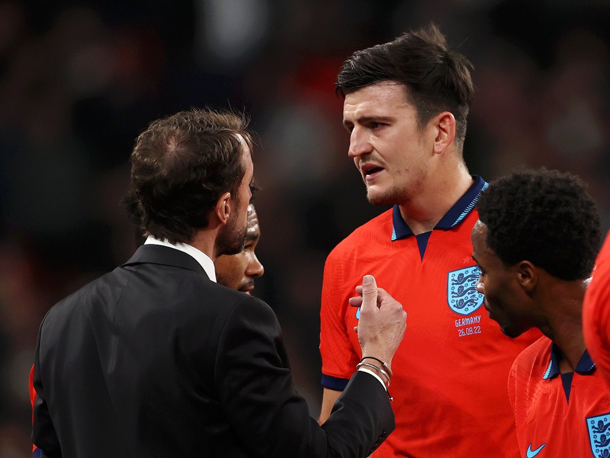 Footballtweet's tweet photo. 🎙️ Gareth Southgate: "We need Harry Maguire to win. I know everyone says he's important to me. But he's important to us.

It's us, not me." 🏴󠁧󠁢󠁥󠁮󠁧󠁿 https://t.co/faze9y64iR