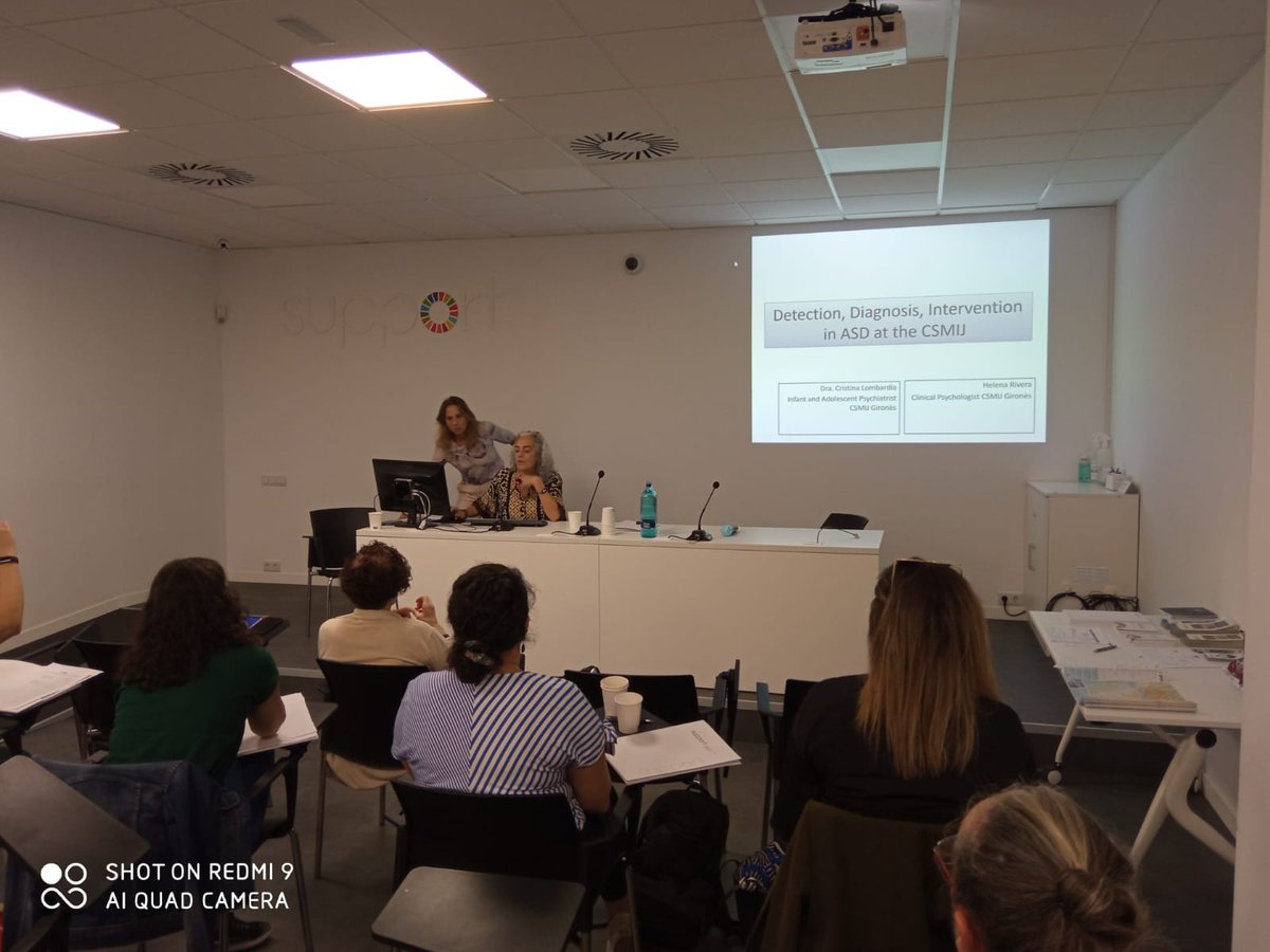 supportgirona's tweet photo. L'ultim dia @EASPD_Brussels #LighthouseNetwork visita d'estudi a Girona, gaudim de l'experiència de diversos professionals @iasgirona amb l'abordament, detecció i #atenciócomunitària a persones amb espectre autista i com afronten situacions de crisi https://t.co/7j6mpOUqeQ